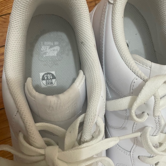 Men's White Sneakers - Picture 5 of 5